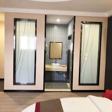 Thank Inn Plus Hotel Hebei Shijiazhuang Zhengding New District International Small Commodity City Exterior foto
